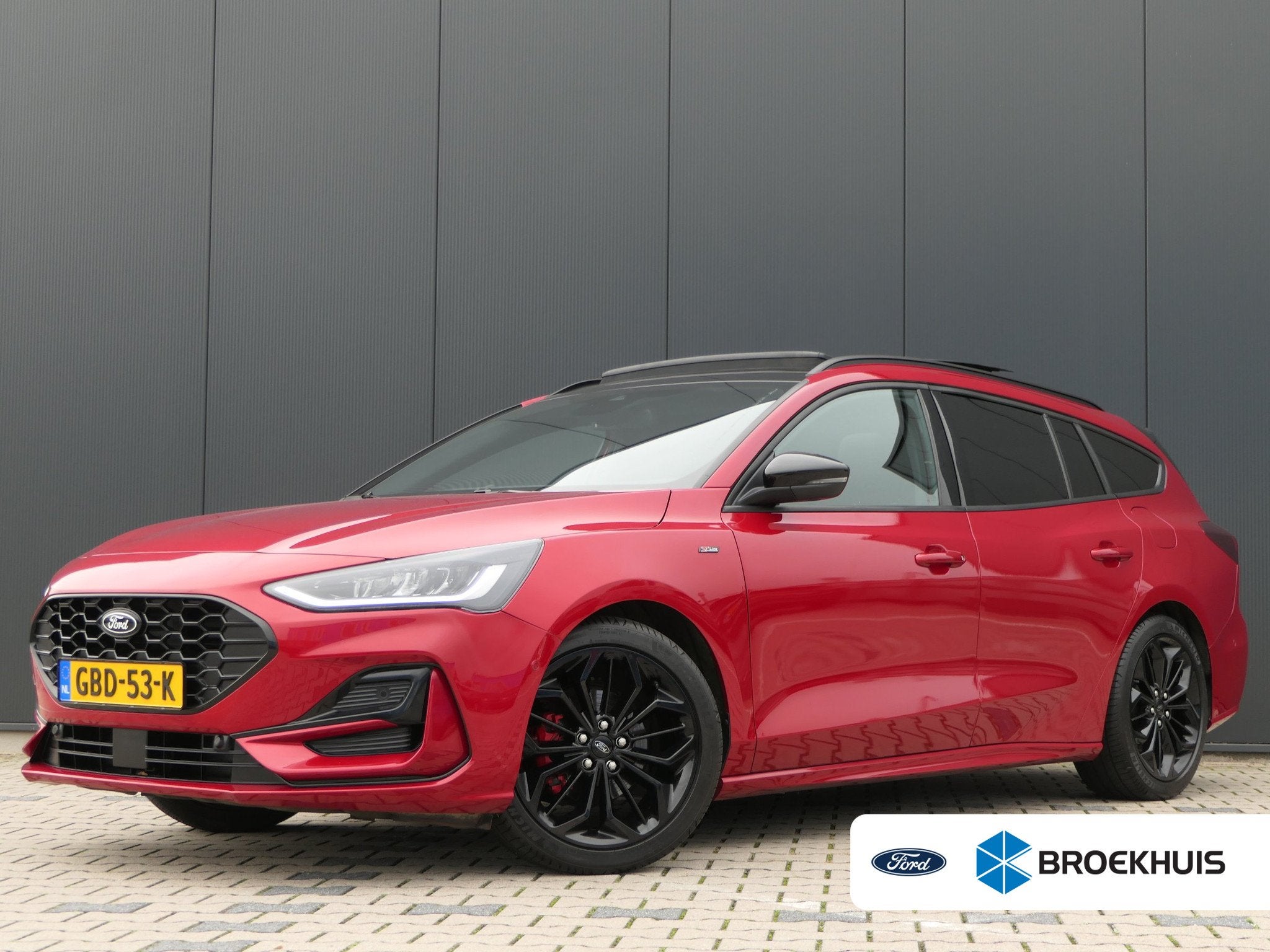Ford Focus Wagon 1.0 EcoBoost Hybrid ST Line X Black Edition, Focus, Gebruikt, Euro 6, Origineel Nederlands