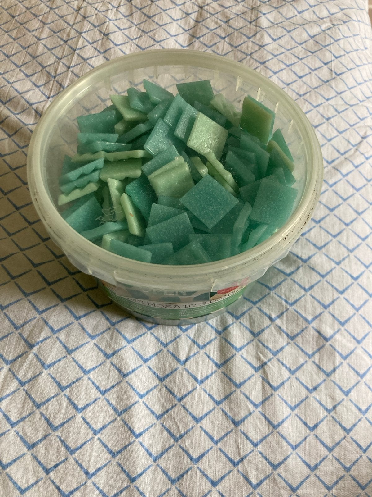 Nieuwe blauwe mozaïek glasmozaïeksteentjes 1 kg (2x2 cm), Nieuw, Ophalen of Verzenden, Blauw, Knutselmateriaal