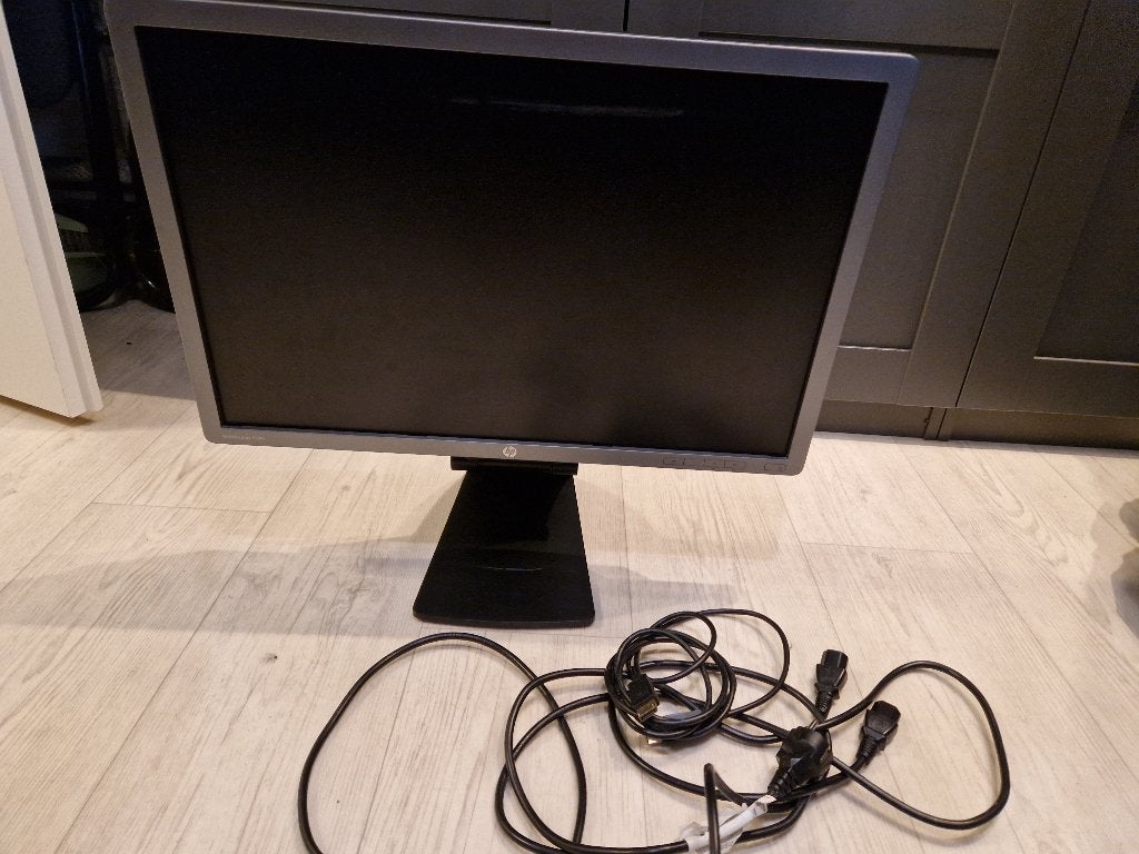 Te koop: monitor HP, Computers en Software, Ophalen, IPS, In hoogte verstelbaar, 60 Hz of minder
