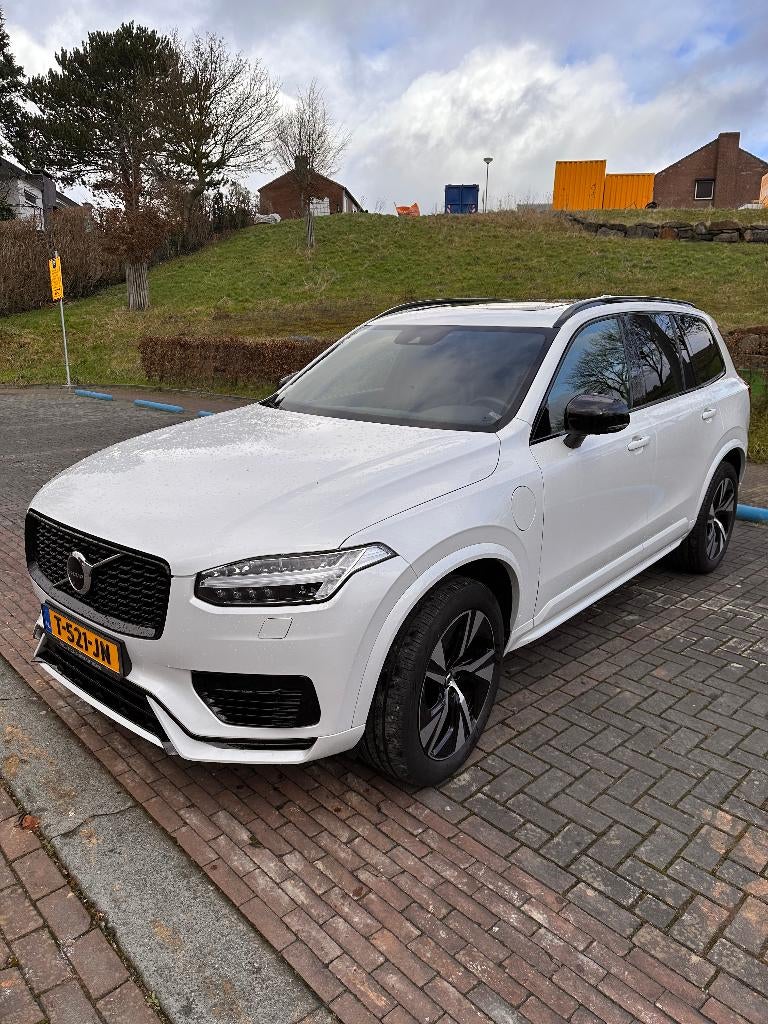 Volvo XC90 T8 Twin Engine AWD Plug-in Hybrid 455pk 7P 2022, Auto's, Volvo, 77 km/l, 4 cilinders, 1969 cc, Wit