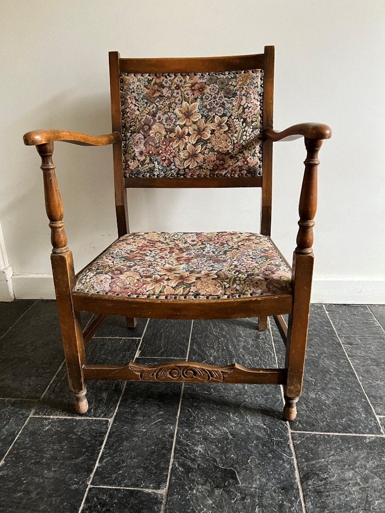 Antieke eiken armstoel met gobelin bloemenbekleding, Antiek en Kunst, Ophalen