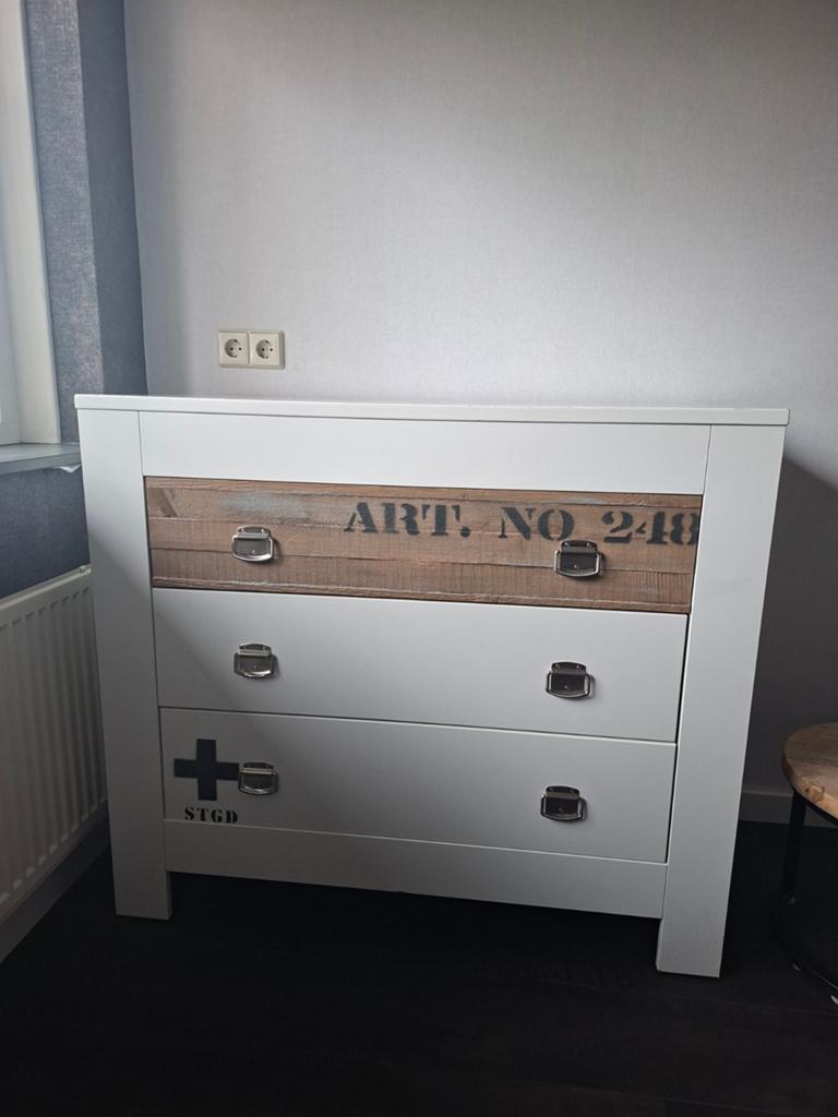 Commode, Kinderen en Baby's, Kinderkamer | Complete kinderkamers, Ophalen, Jongetje of Meisje