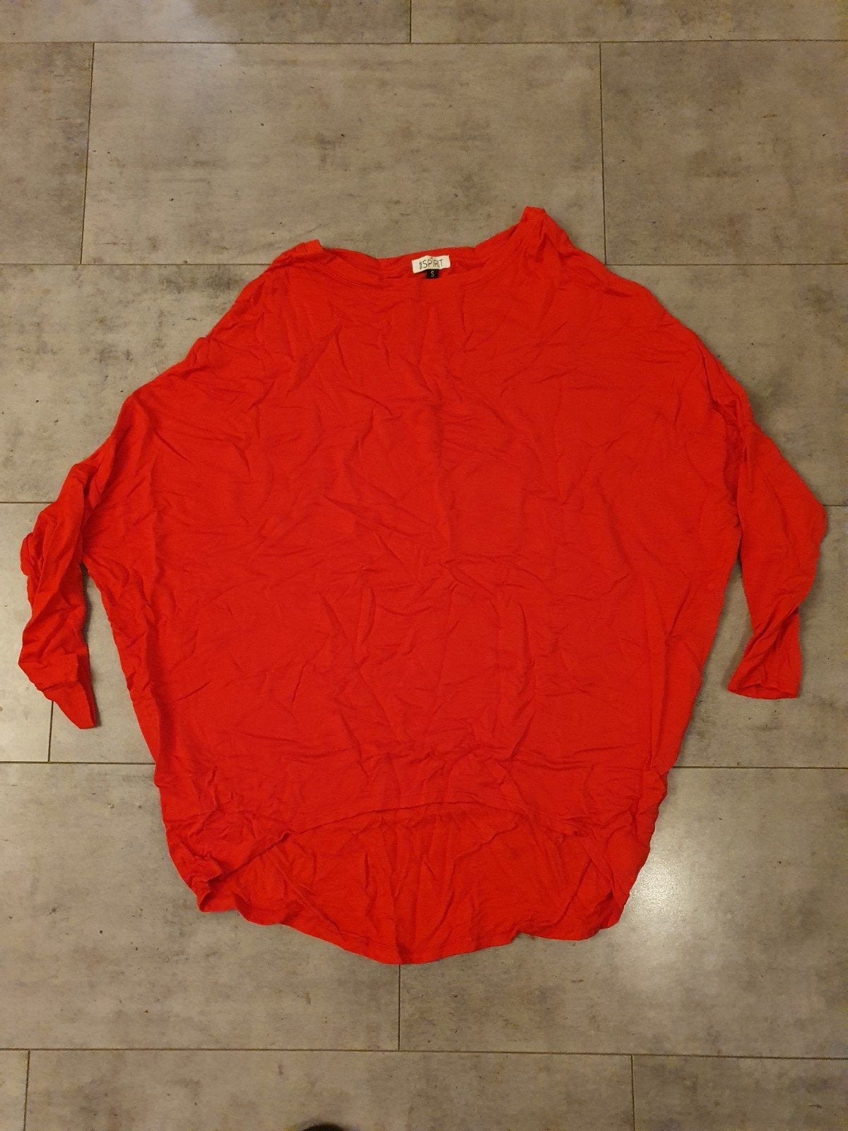 Rode top maat S, Kleding | Dames, Tops, Ophalen of Verzenden, Zo goed als nieuw, Lange mouw, Maat 36 (S)