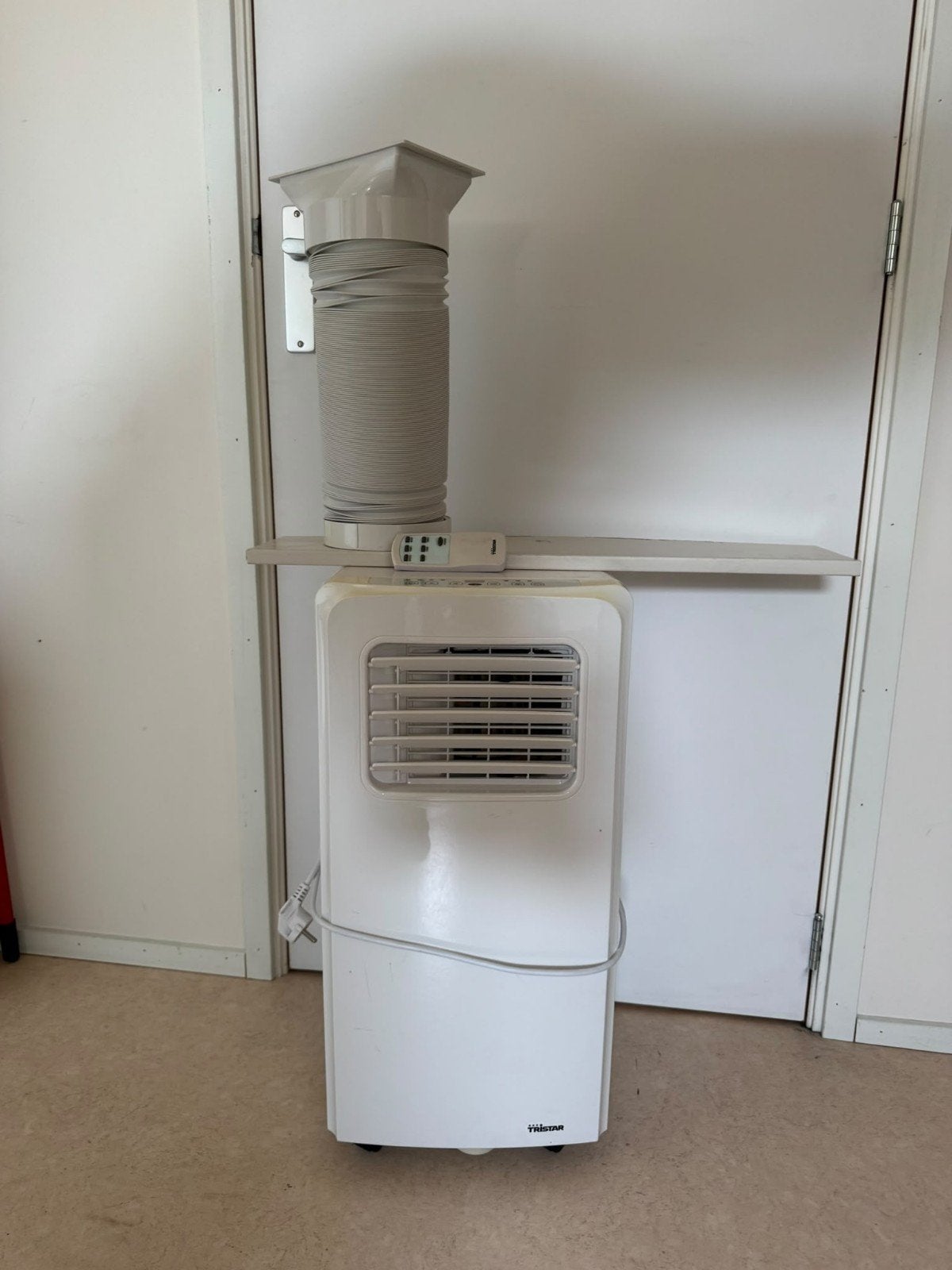 Tristar Mobiele Airco AC-5477 met Afstandsbediening, Witgoed en Apparatuur, Ophalen, Gebruikt, Minder dan 60 m³, 3 snelheden of meer