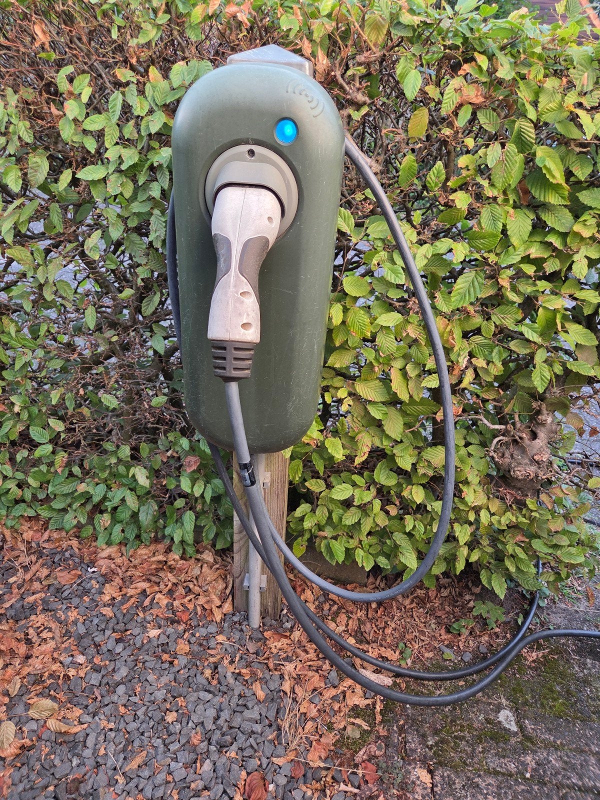 Newmotion Lolo Laadpaal met vaste kabel, Ophalen, Gebruikt, Laadpaal