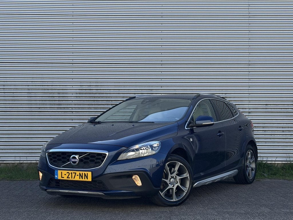 Volvo V40 Cross Country 2.0 D2 Ocean Race / Leder / Trekhaak, Voorwielaandrijving, Automatische klimaatregeling, Gebruikt, Euro 6