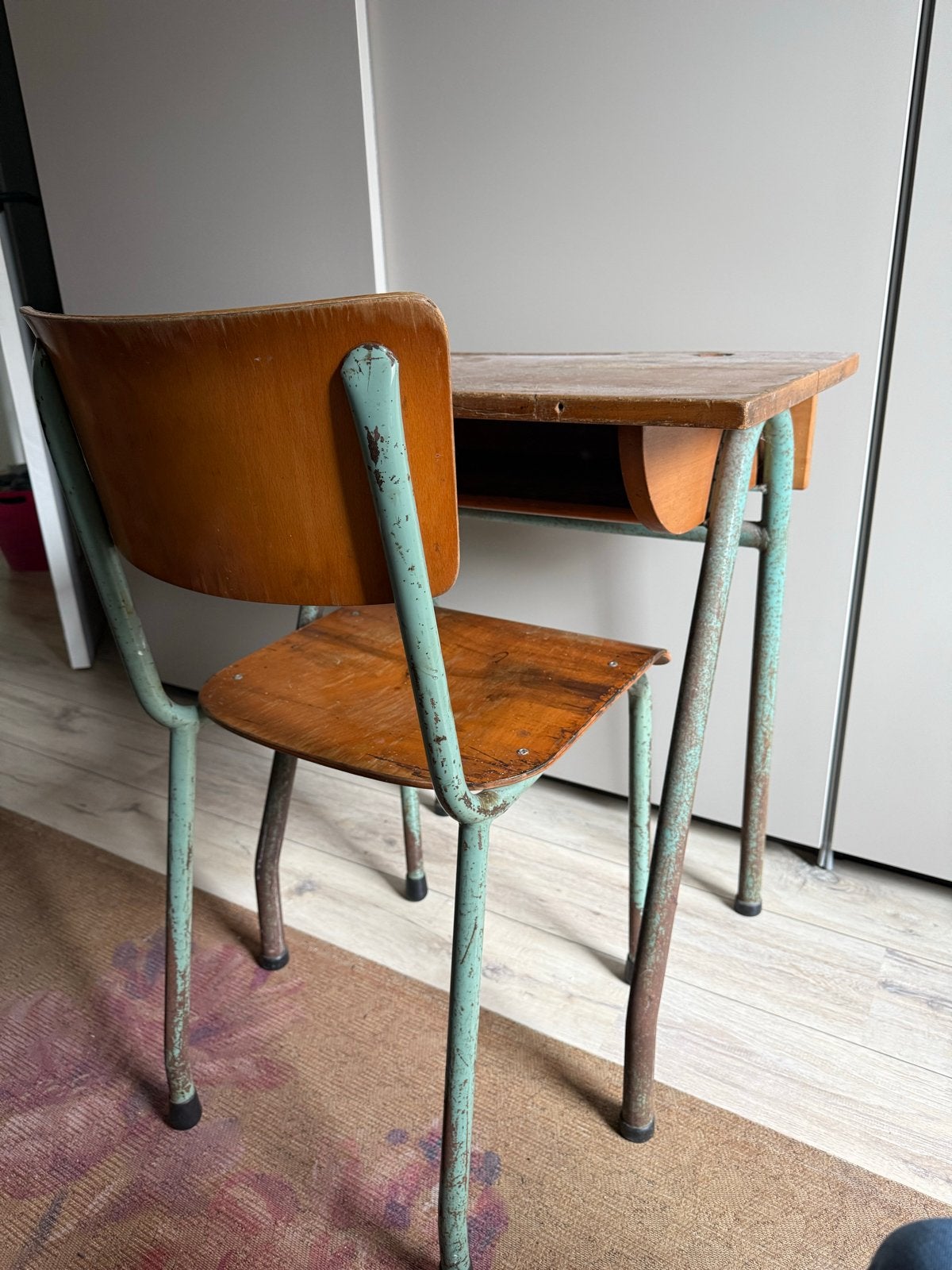 Vintage schoolbureautje en stoel - Industrieel/Landelijk, Ophalen
