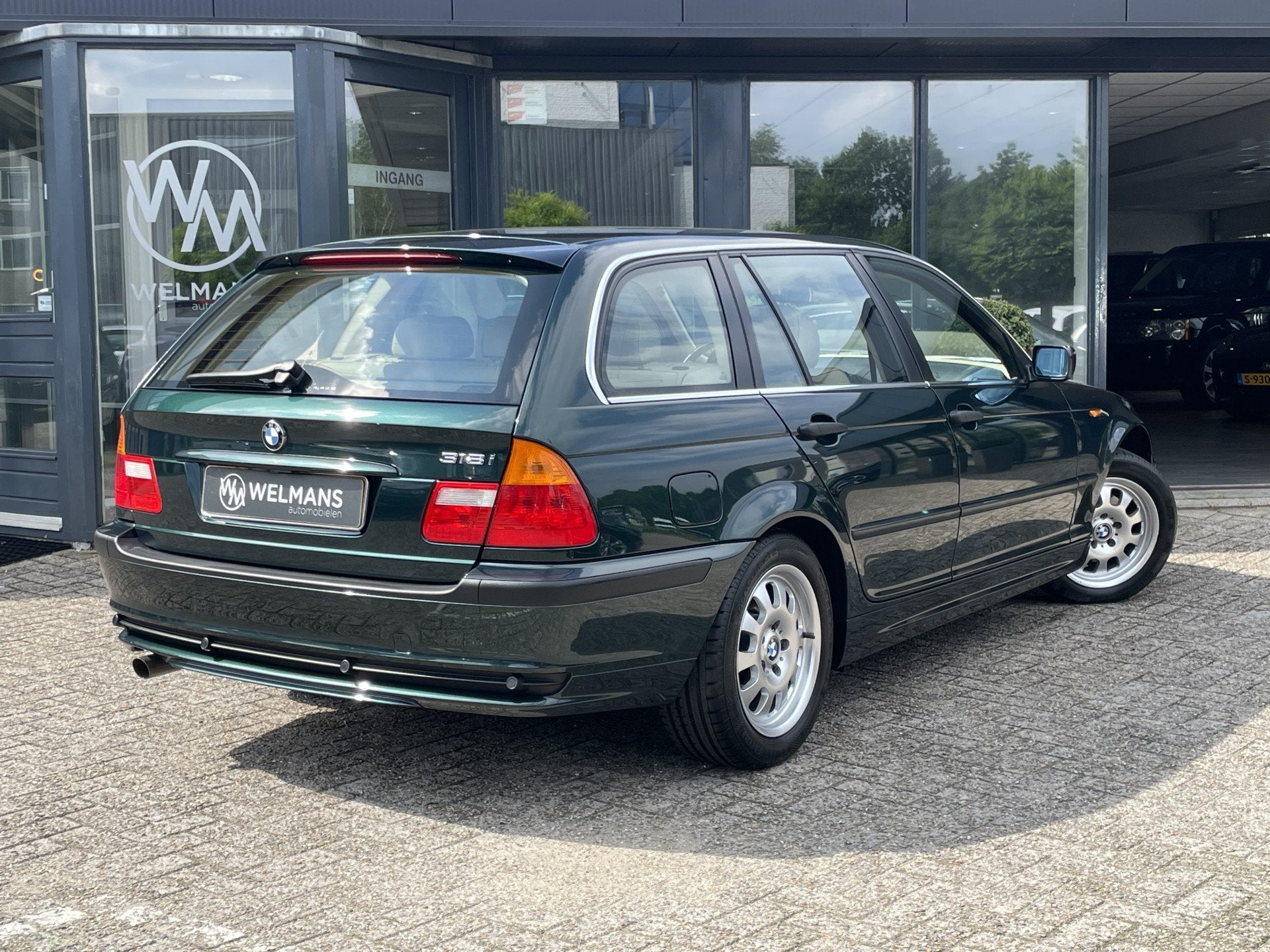 BMW 3 Serie Touring 318i Executive Orig NL NAP | Climate | P, Auto's, BMW, Achterwielaandrijving, Parkeersensor, Leder en Stof