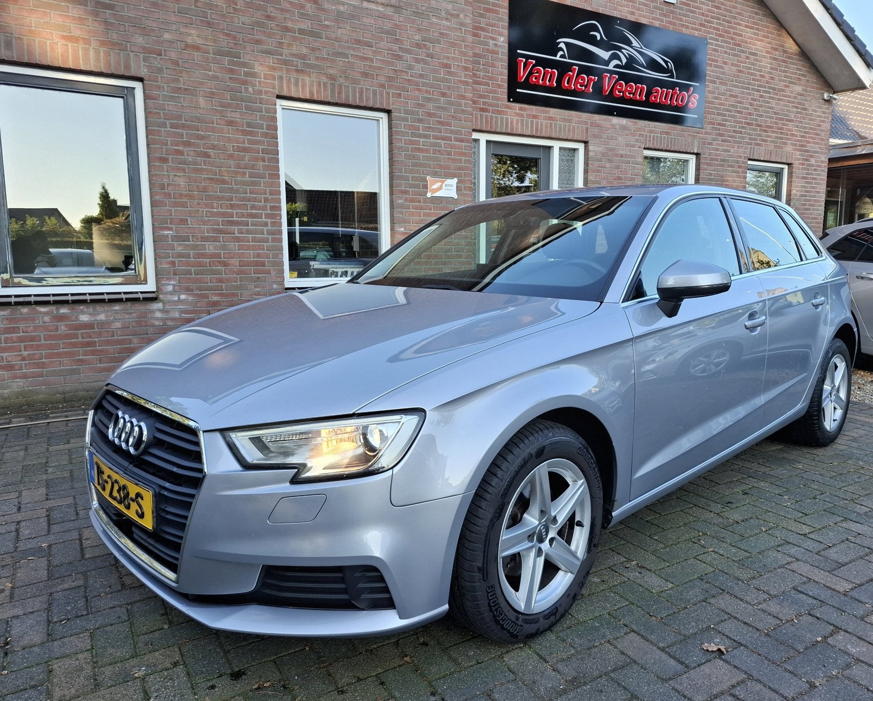 Audi A3 Sportback 1.0 TFSI Design Pro Line Plus. Unieke opti, Auto's, Voorwielaandrijving, Stof, Gebruikt, Bedrijf