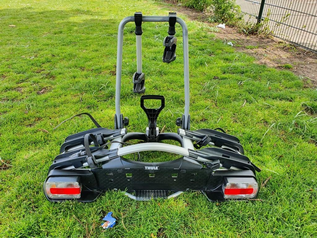 Thule euroway G2 921 Fietsendrager Geschikt voor 2 fietsen, Auto diversen, Fietsendragers, Ophalen, Gebruikt, Brede banden, 2 fietsen