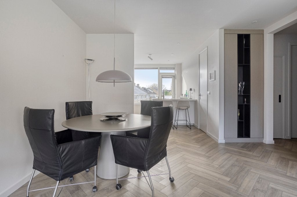 6x Montis Chaplin Stoel in Zwart met Wielen, Huis en Inrichting, Stoelen, Ophalen, Gebruikt, Zwart, Vijf, Zes of meer stoelen