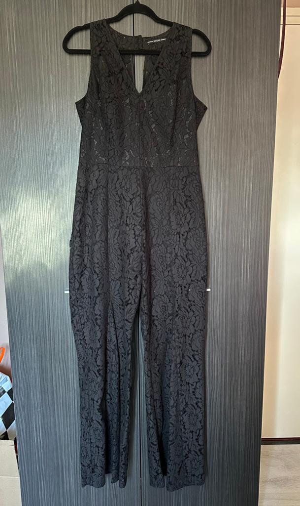 Guess kanten jumpsuit, Ophalen of Verzenden, Nieuw, Maat 38/40 (M), Zwart
