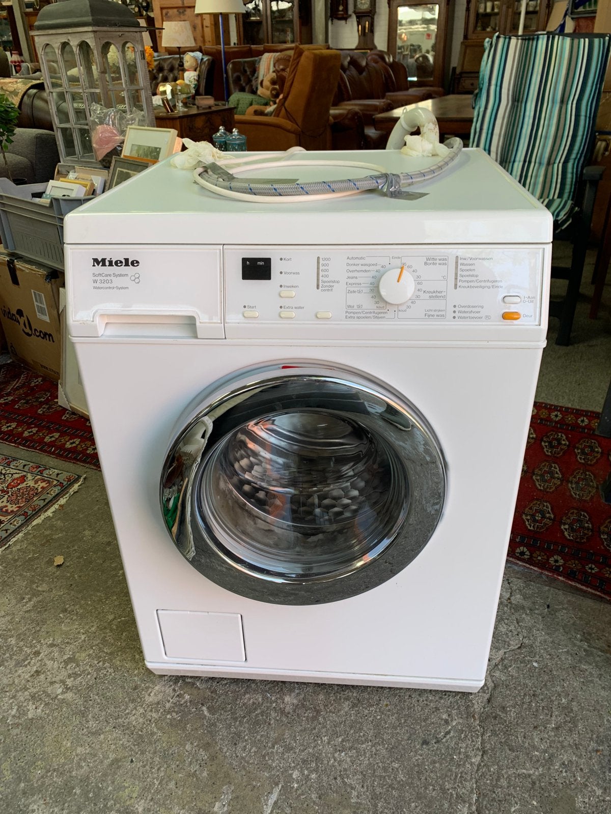 Wasmachine mooie Miele W 3203 SoftCare System 1200 toeren, Ophalen of Verzenden, Zo goed als nieuw, 1200 tot 1600 toeren, Minder dan 85 cm