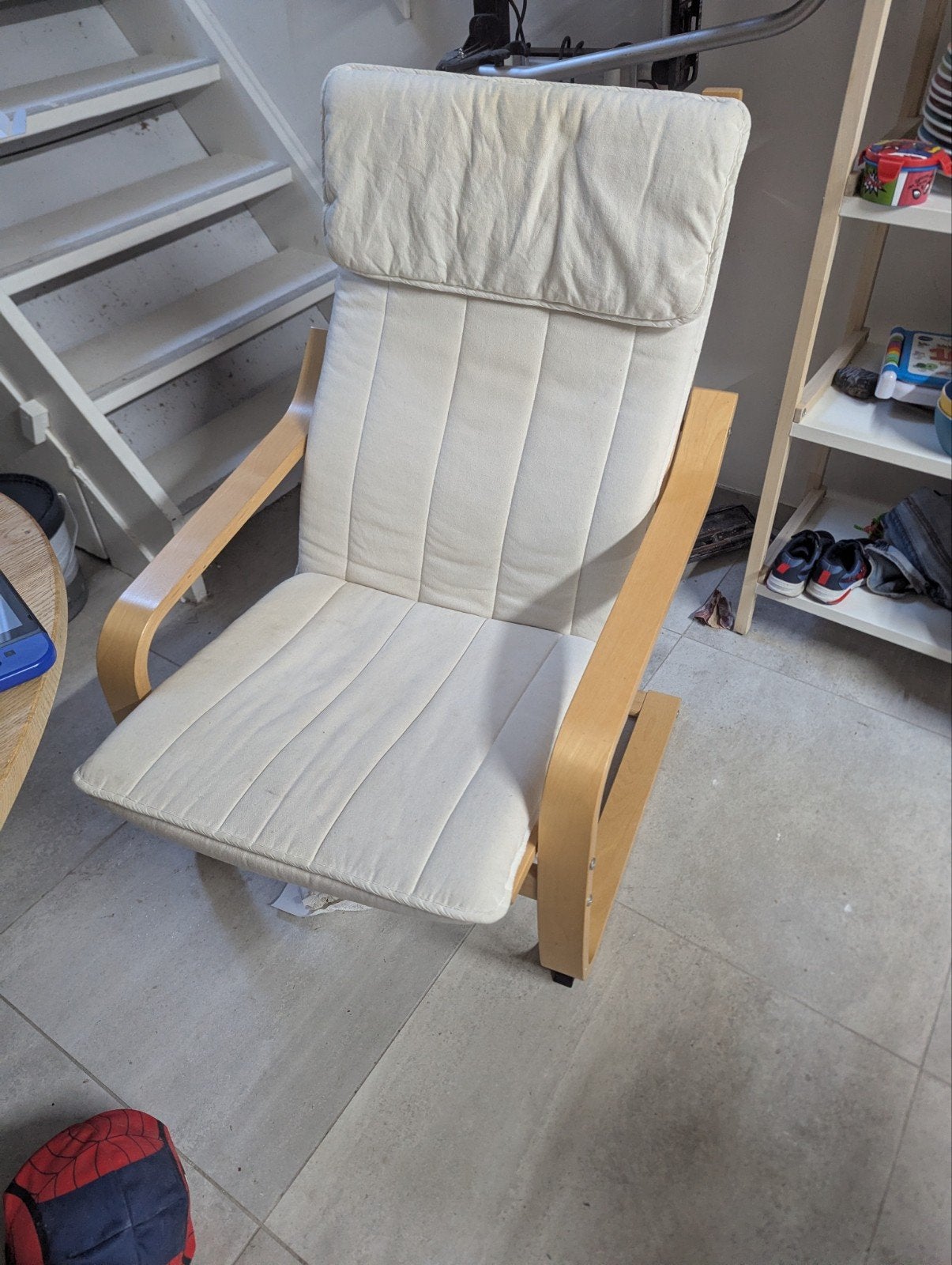 Comfortabele fauteuil met lichte houten frame, Hout, Gebruikt, Modern, Scandinavisch, Wit