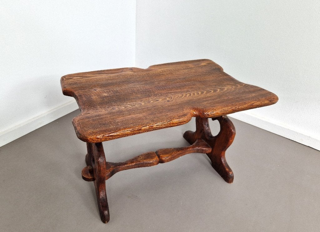 Vintage Wabi Sabi bijzettafel | Jaren 60, Houtsnijwerk, Brutalistisch, Gepatineerd, Hout