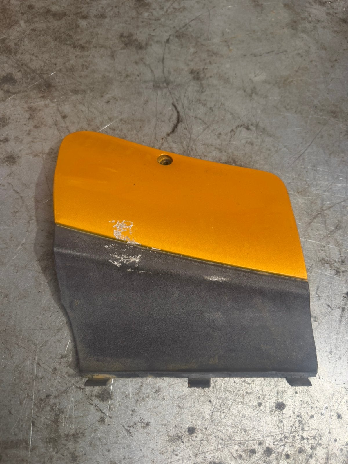 Gilera runner accukap goud oranje 50cc 125cc 180cc, Ophalen of Verzenden
