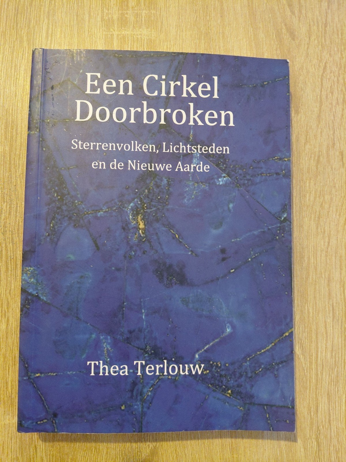 Thea Terlouw - Een cirkel doorbroken, Boeken, Achtergrond en Informatie, Spiritualiteit algemeen, Ophalen of Verzenden, Thea Terlouw