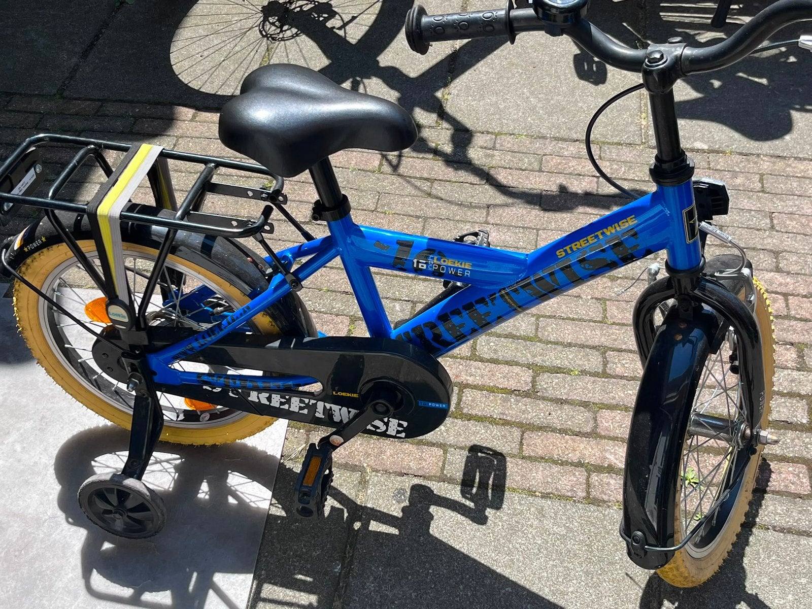 Jongenfiets Loekie 16 inch, Ophalen, Terugtraprem, Zijwieltjes, 16 tot 20 inch