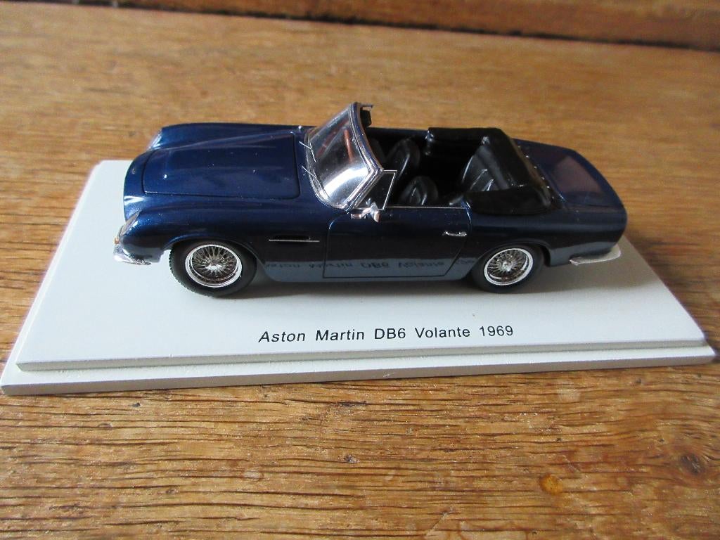 ASTON MARTIN DB6 Volante cabrio 1969, blauw metallic, Spark, Ophalen of Verzenden, Zo goed als nieuw, Auto, Overige merken