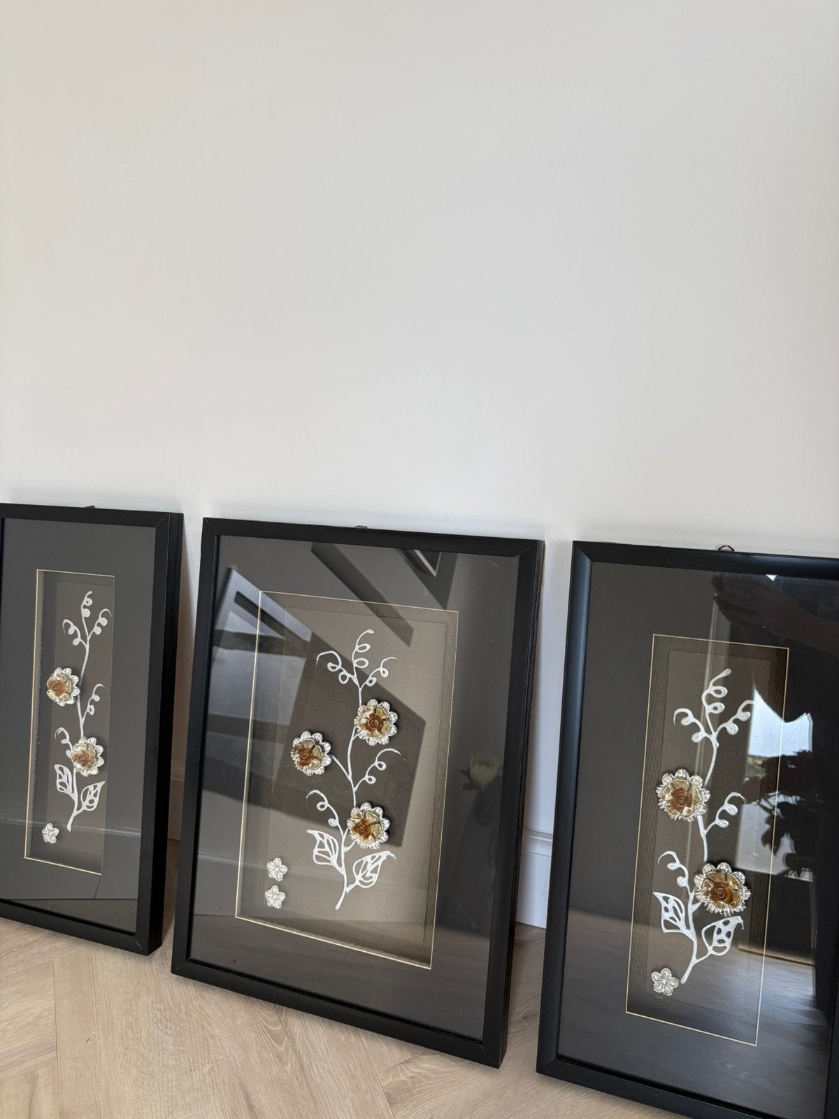 Set van 3 ingelijste schilderijen, Ophalen