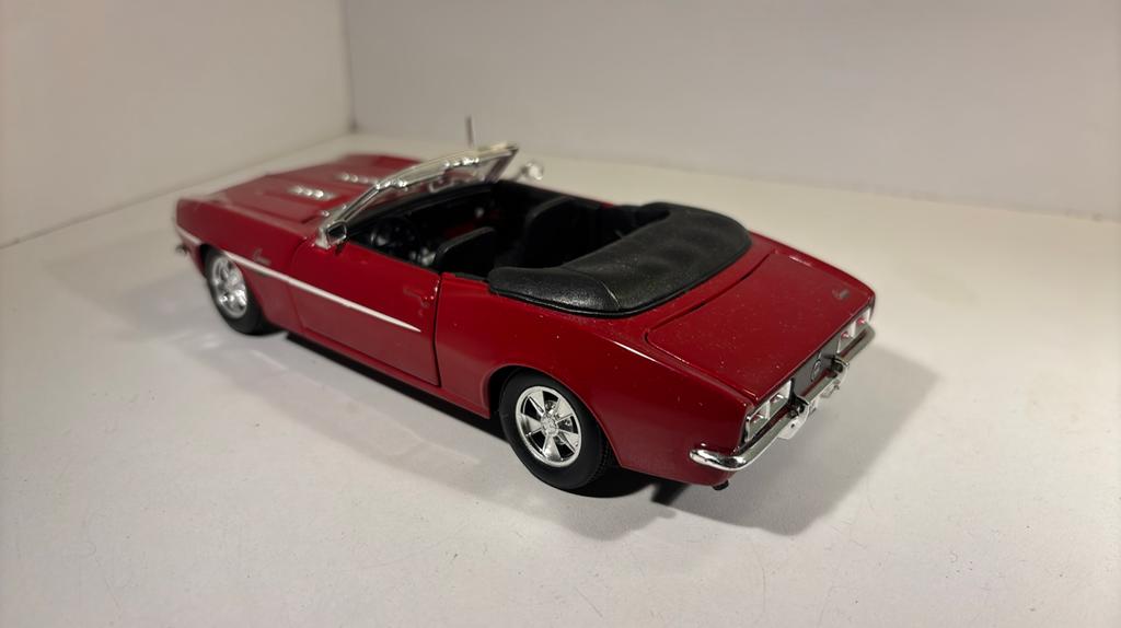 Chevrolet Camaro ss 396 1968 maisto 1.24, Maisto, Ophalen of Verzenden, A, A