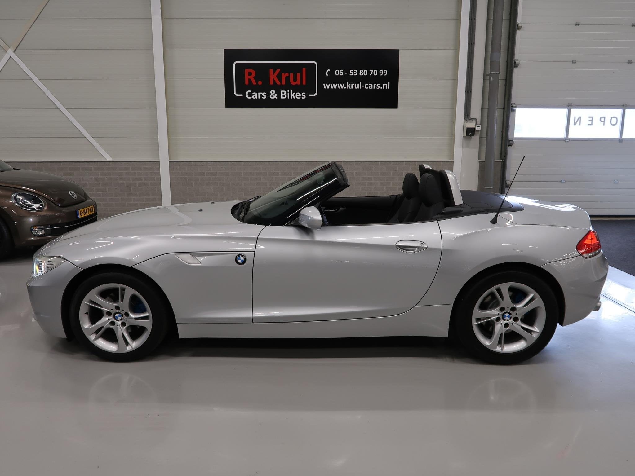 BMW Z4 Roadster sDrive23i 6-cilinder Navigatie Leer Airco Bo, Auto's, BMW, Euro 5, Gebruikt, Zwart, 2497 cc