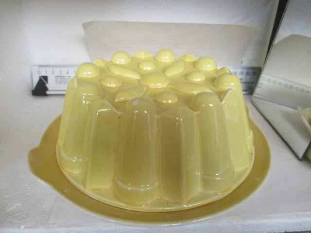 Puddingvorm met schaal, spinx, maastricht holland, Antiek en Kunst, Ophalen of Verzenden