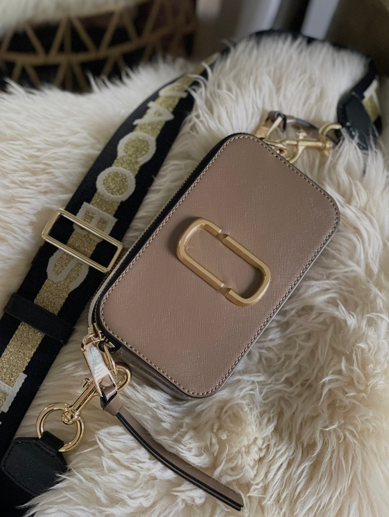 Marc Jacobs Snapshot – Beige/Gold, Sieraden, Tassen en Uiterlijk, Tassen | Damestassen, Ophalen of Verzenden, Zo goed als nieuw