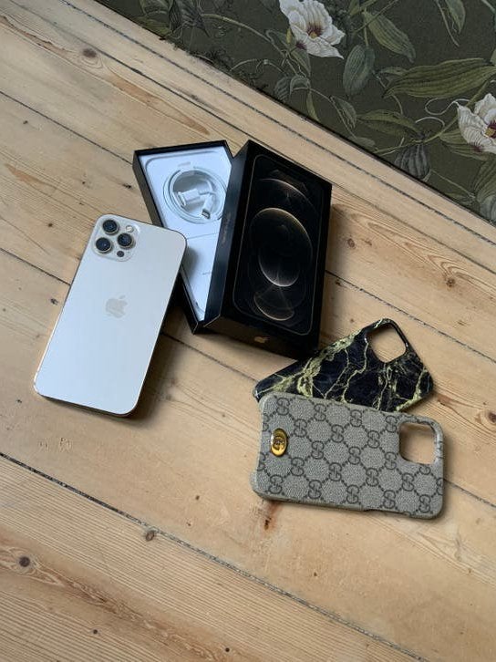 Iphone 12 Pro Max Goud - 256 GB & GUCCI case!, Ophalen of Verzenden, Zo goed als nieuw