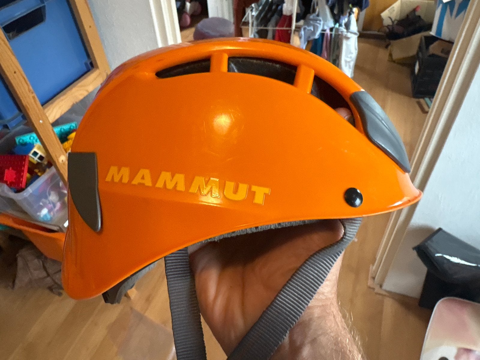 Mammut Klimhelm - Oranje, Gebruikt, Sport en Fitness, Ophalen of Verzenden, Gebruikt, Klimsport-accessoire