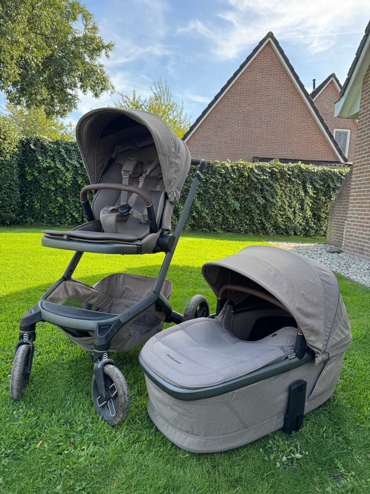 Maxi-Cosi Fame Twillic Truffle Combiwagen met Reiswieg, Ophalen, Gebruikt, Combiwagen, Met reiswieg