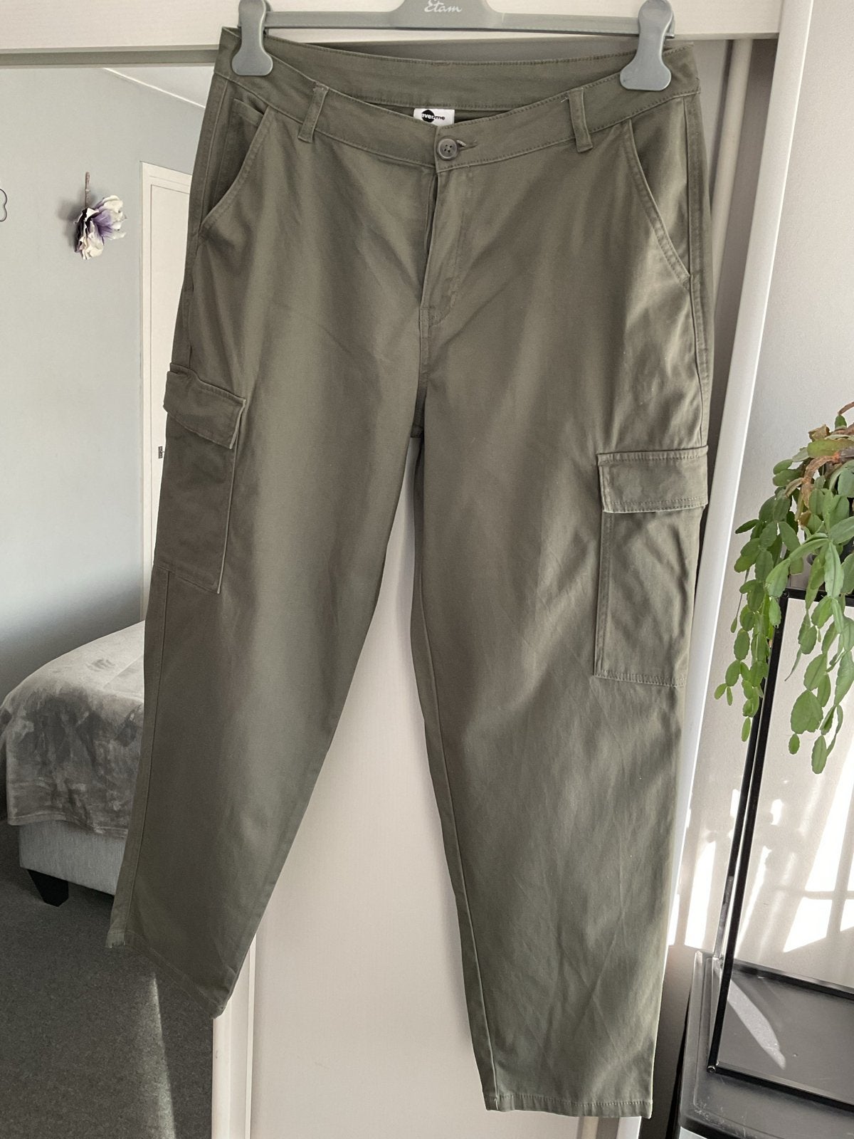 Everme kaki cargo broek maat 44, Maat 46/48 (XL) of groter, Ophalen of Verzenden, Zo goed als nieuw, Lang