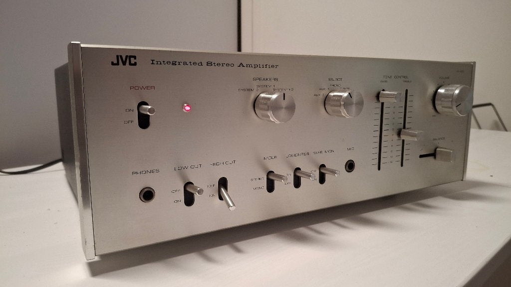 JVC VN-300 vintage stereo versterker, JVC, Refurbished, Ophalen of Verzenden, Minder dan 60 watt