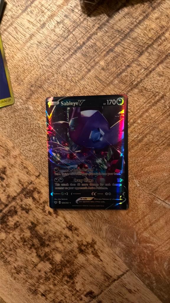 Pokémon Kaart Sableye V (Foil), Ophalen of Verzenden, Zo goed als nieuw, Losse kaart, Foil