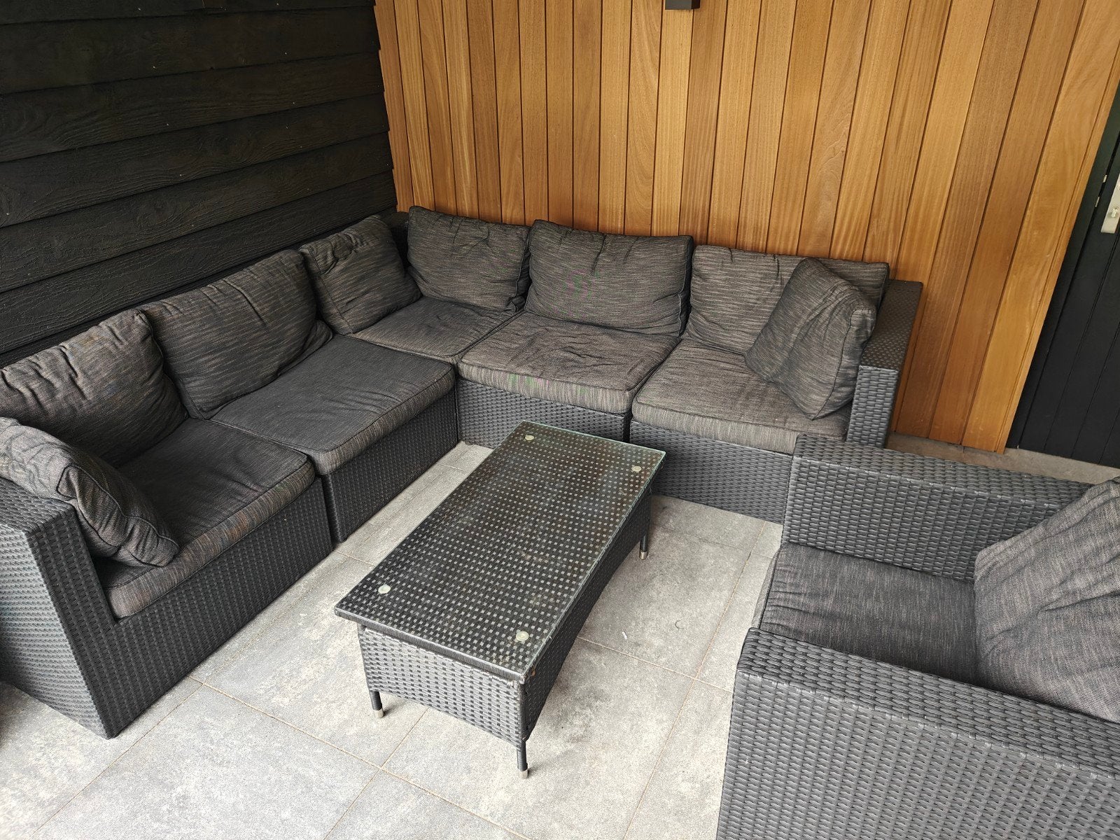 Loungeset met tafel, stoel en opbergkist, Tuin en Terras, Ophalen, 5 zitplaatsen, Bank, Zo goed als nieuw