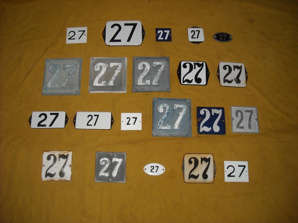 oud emaille huisnummer 27 ook 28 29 30 31 32 33 34 35 36 37, Antiek en Kunst, Antiek | Emaille, Ophalen of Verzenden