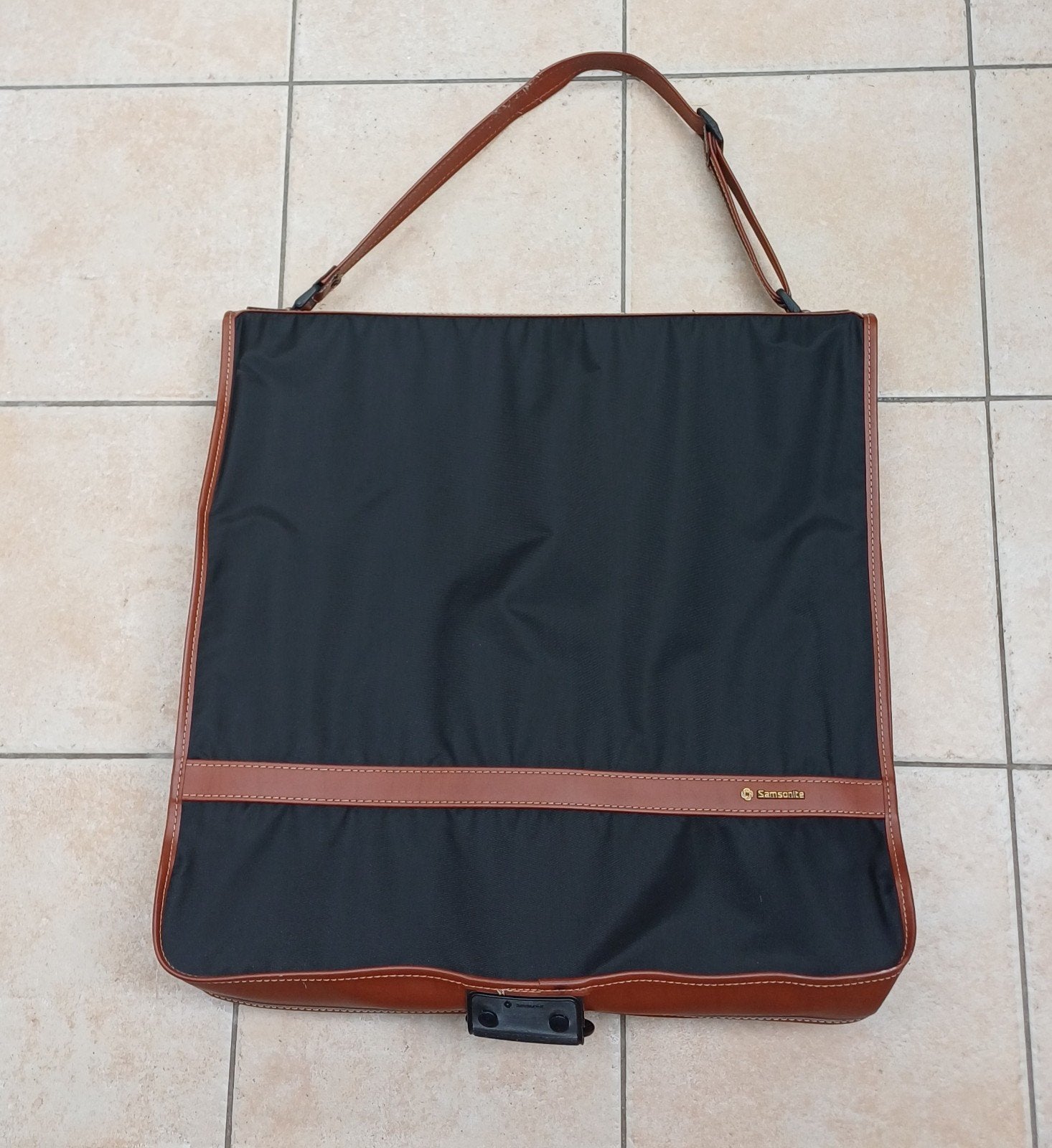 Samsonite reistas kledingtas zwart, 40 tot 60 cm, 30 cm of meer, Zwart, Minder dan 35 cm