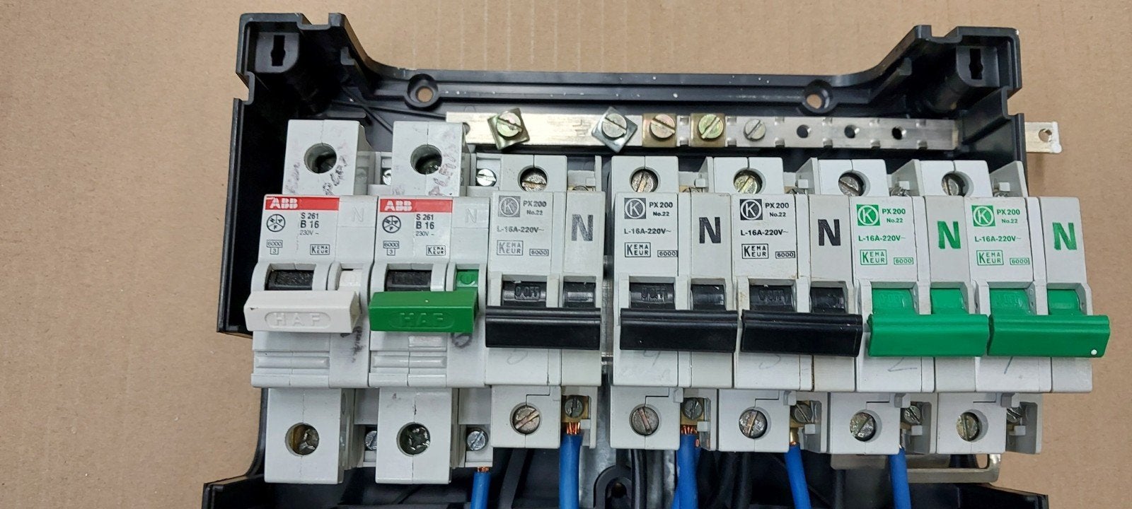 Diverse groepenkast materialen, Doe-het-zelf en Verbouw, Elektra en Kabels, Ophalen of Verzenden, Gebruikt, Overige typen