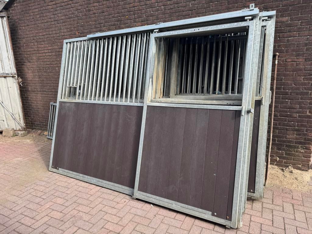 Te koop  (wiko)stalwanden, kunststof, Stalling