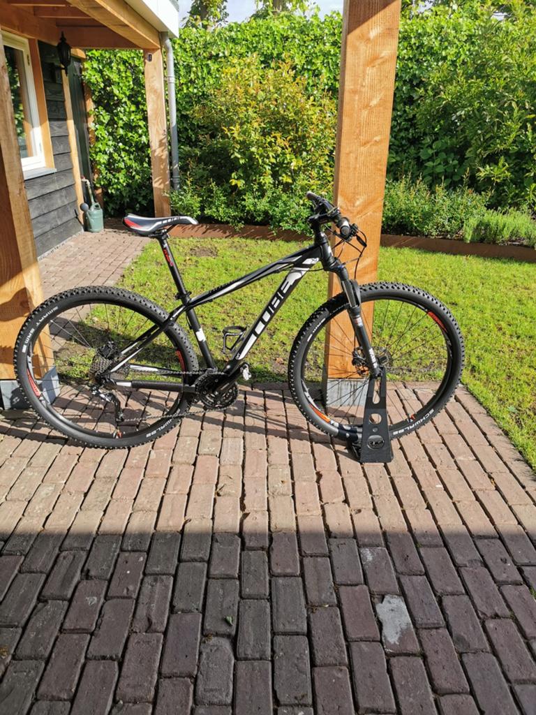 Cube Attention MTB "mooi en goed", Gebruikt, Hardtail, Schijfrem, 53 tot 57 cm