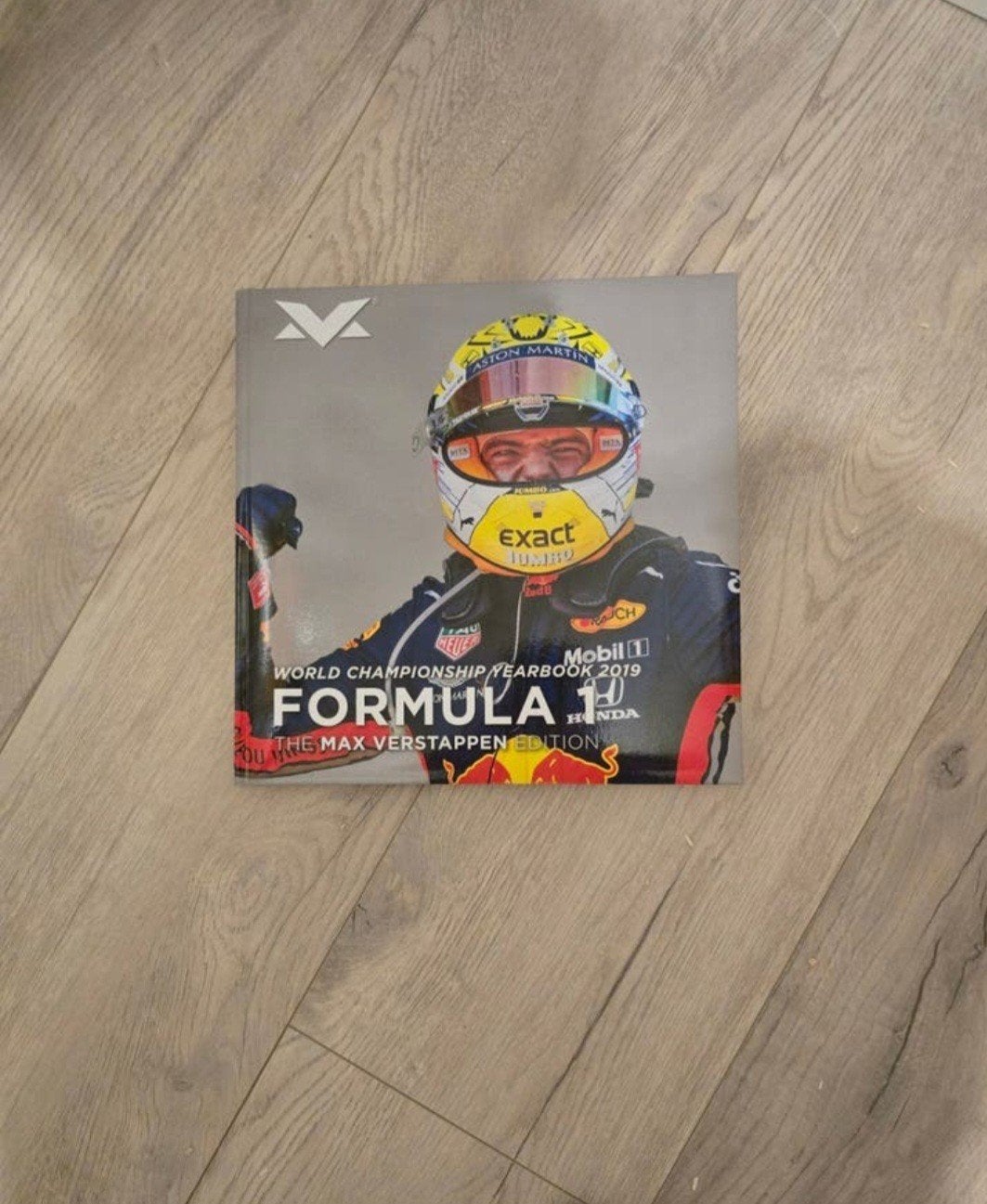 max verstappen jaarboek 2019, Ophalen of Verzenden, Zo goed als nieuw, Formule 1