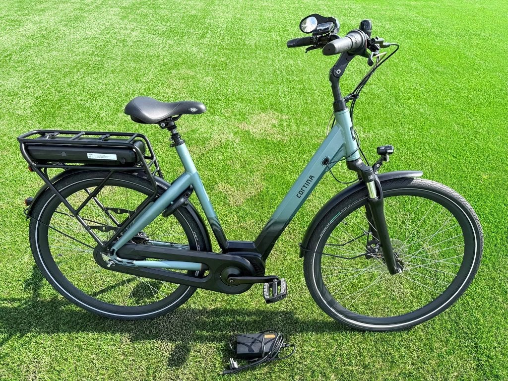 Cortina octa elektrische damesfiets 750 wh accu middenmoter, Niet ingevuld, Niet ingevuld, Ophalen of Verzenden, Zo goed als nieuw