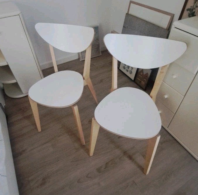 IKEA Nordmyra 2 stoelen, Huis en Inrichting, Stoelen, Ophalen, Twee, Wit, Zo goed als nieuw