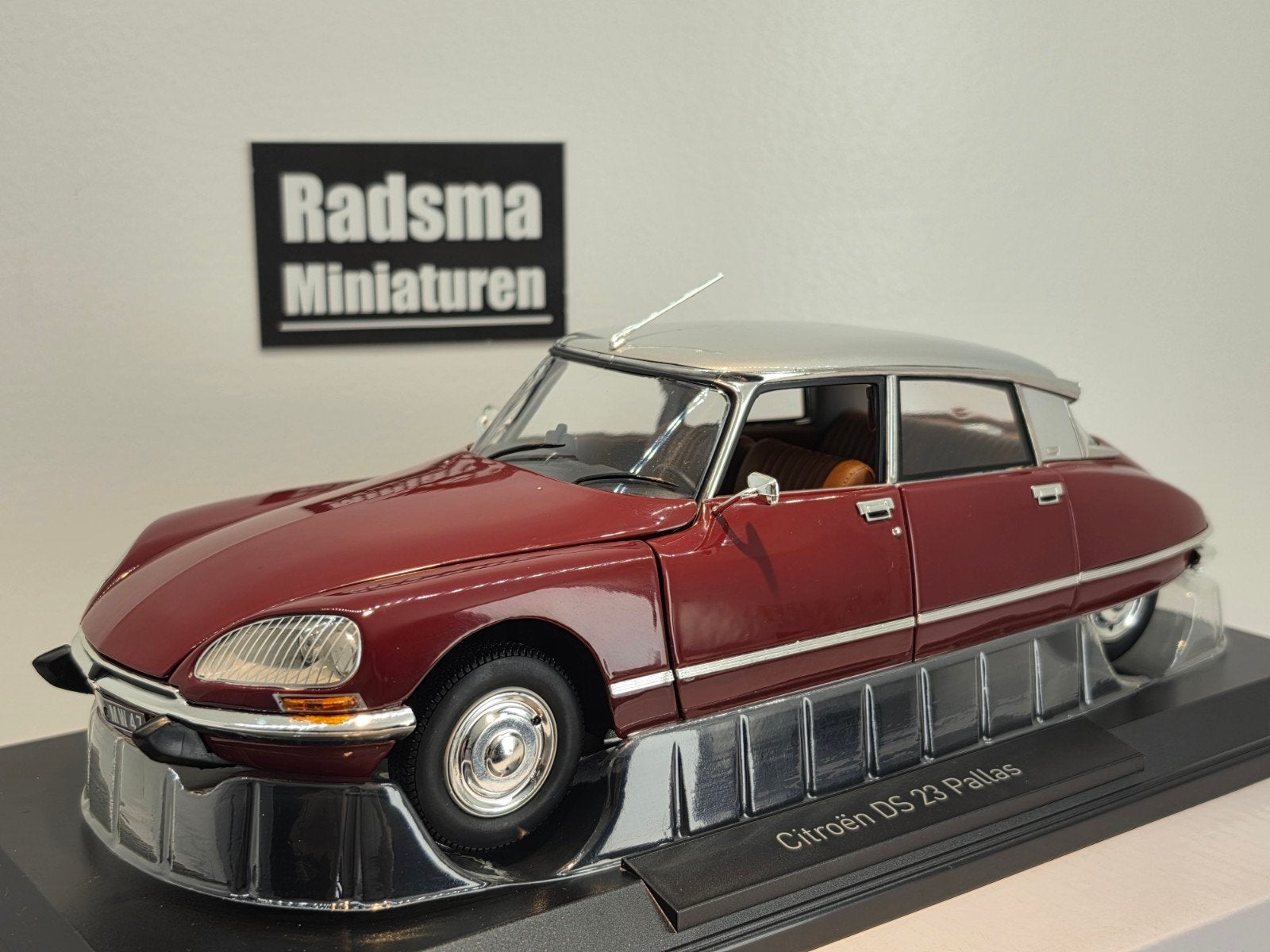 CITROËN DS 23 Pallas Bordeaux 1:18 NOREV, Auto, Norev, Ophalen of Verzenden, Zo goed als nieuw