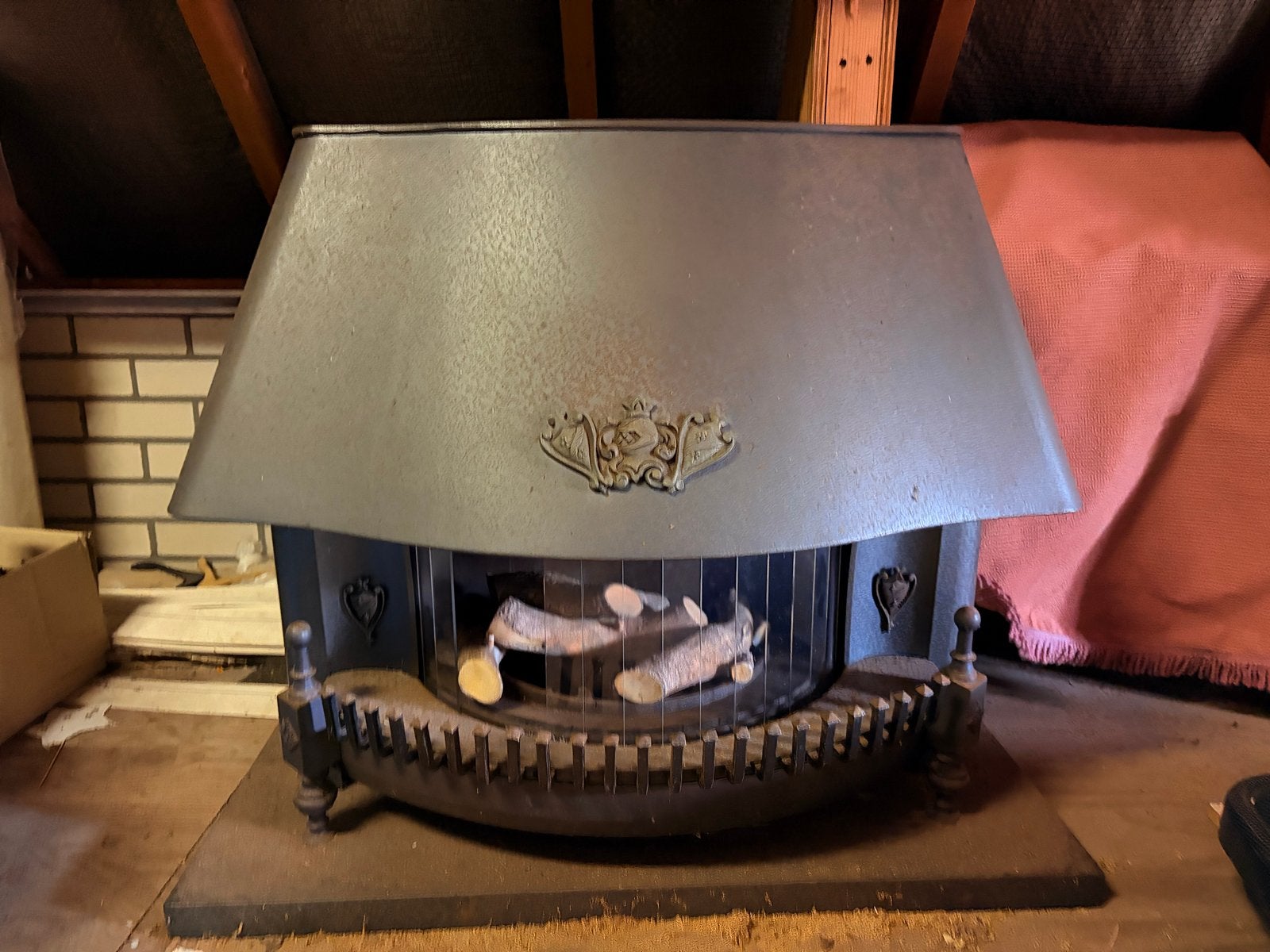 Vintage Gashaard met houtblokken - Decoratief en functioneel, Ophalen, Gebruikt, Vrijstaande haard, Gashaard