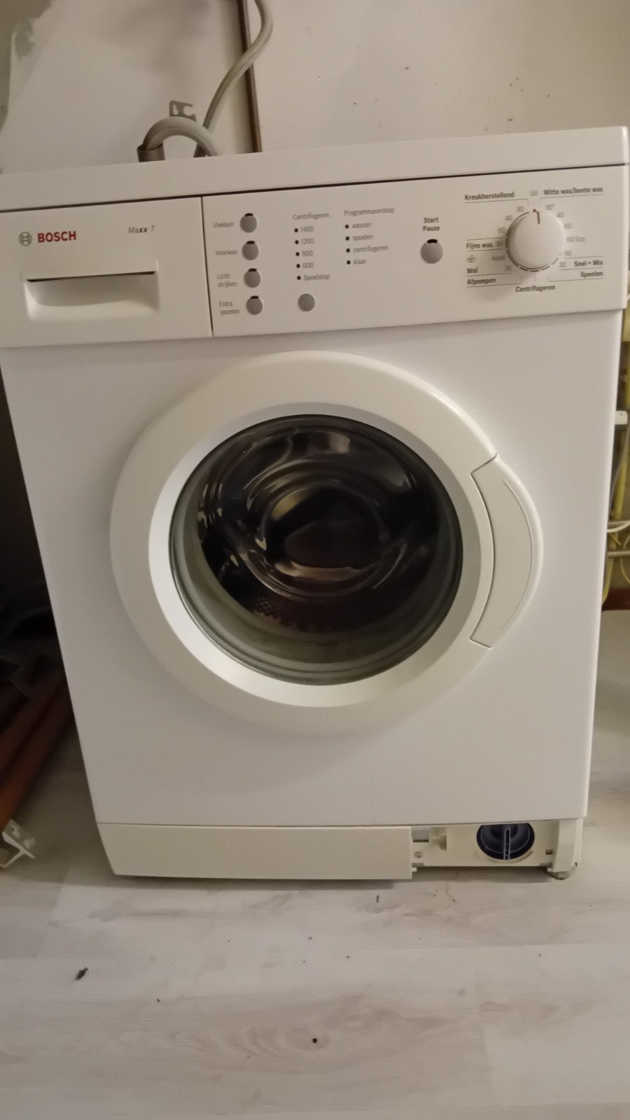Bosch wasmachine, Ophalen, Gebruikt, 1200 tot 1600 toeren, 85 tot 90 cm