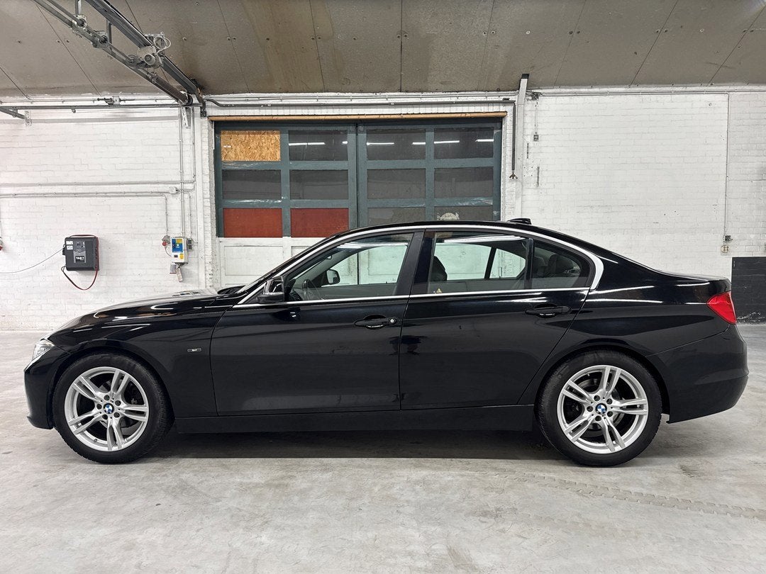 BMW 3-serie 320d EfficientDynamics Edition High Executive, Auto's, Euro 5, Achterwielaandrijving, 4 cilinders, Leder en Stof