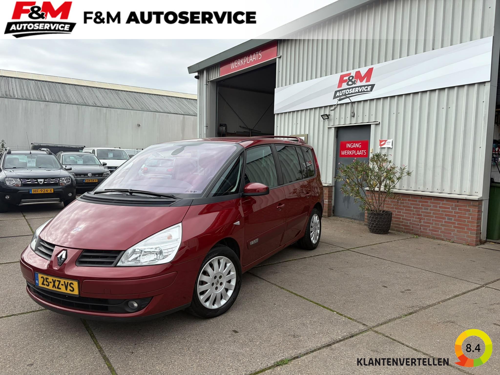 Renault Espace 2.0T Expression Automaat, Distributieriem ver, Auto's, 1998 cc, Stof, 4 cilinders, 2000 kg