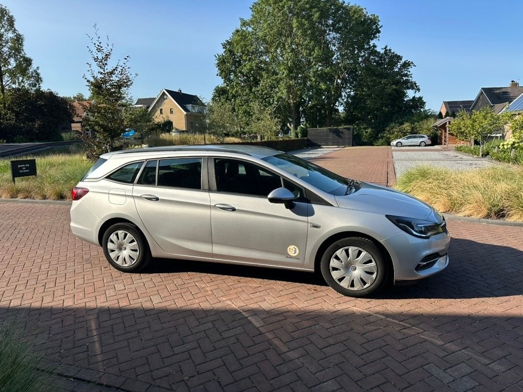 Opel Astra 1.2 Turbo 110pk Start/stop 2020 Grijs, Voorwielaandrijving, Dealer onderhouden, Stof, 1199 cc