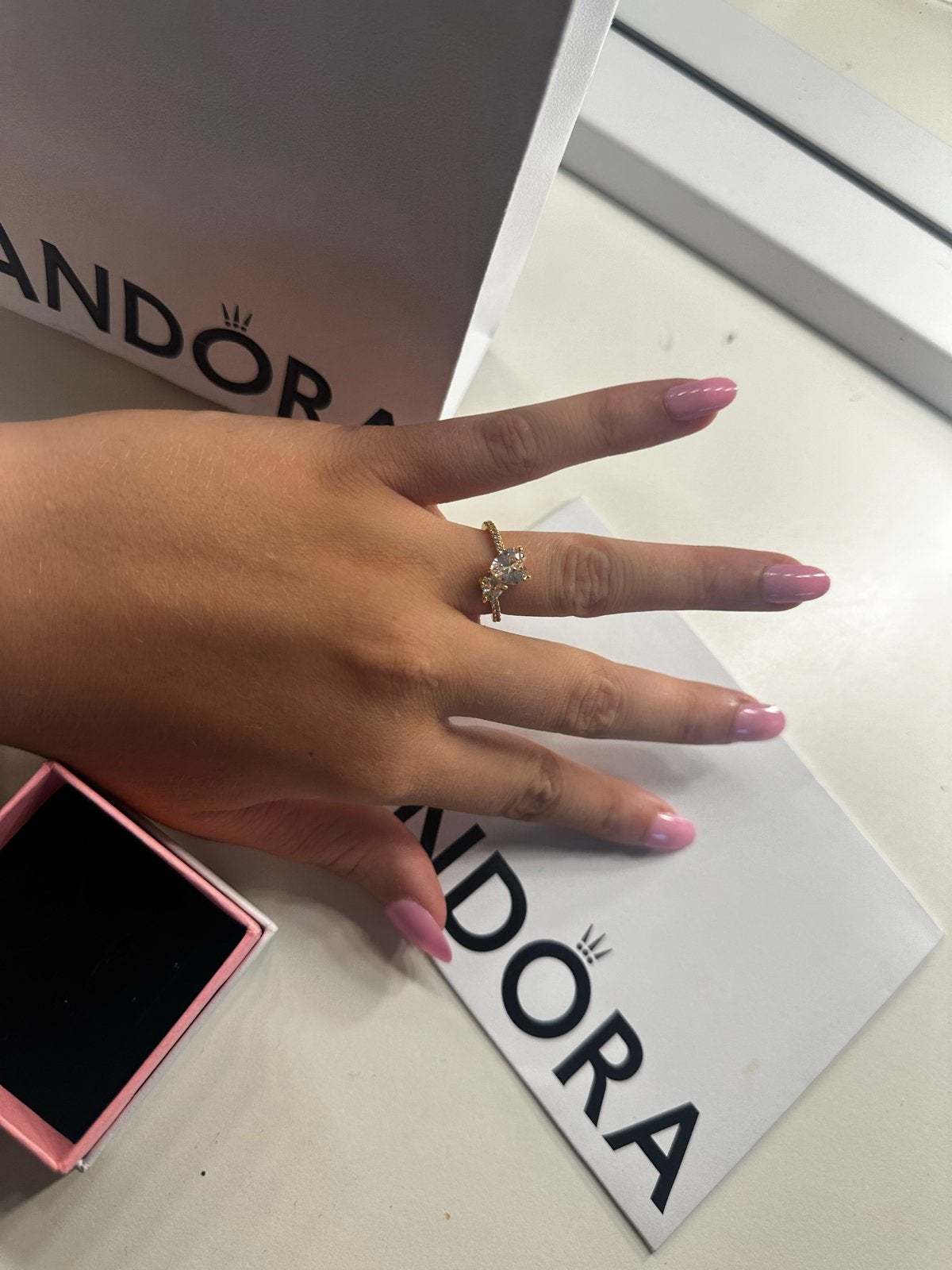 Nieuwe Gouden Pandora Ring Maat 7, Sieraden, Tassen en Uiterlijk, Ringen, Met kristal, Nieuw, Ophalen of Verzenden, 17 tot 18